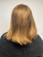 Cheveux blonds et lisses avant coiffure par MK Hairstylist